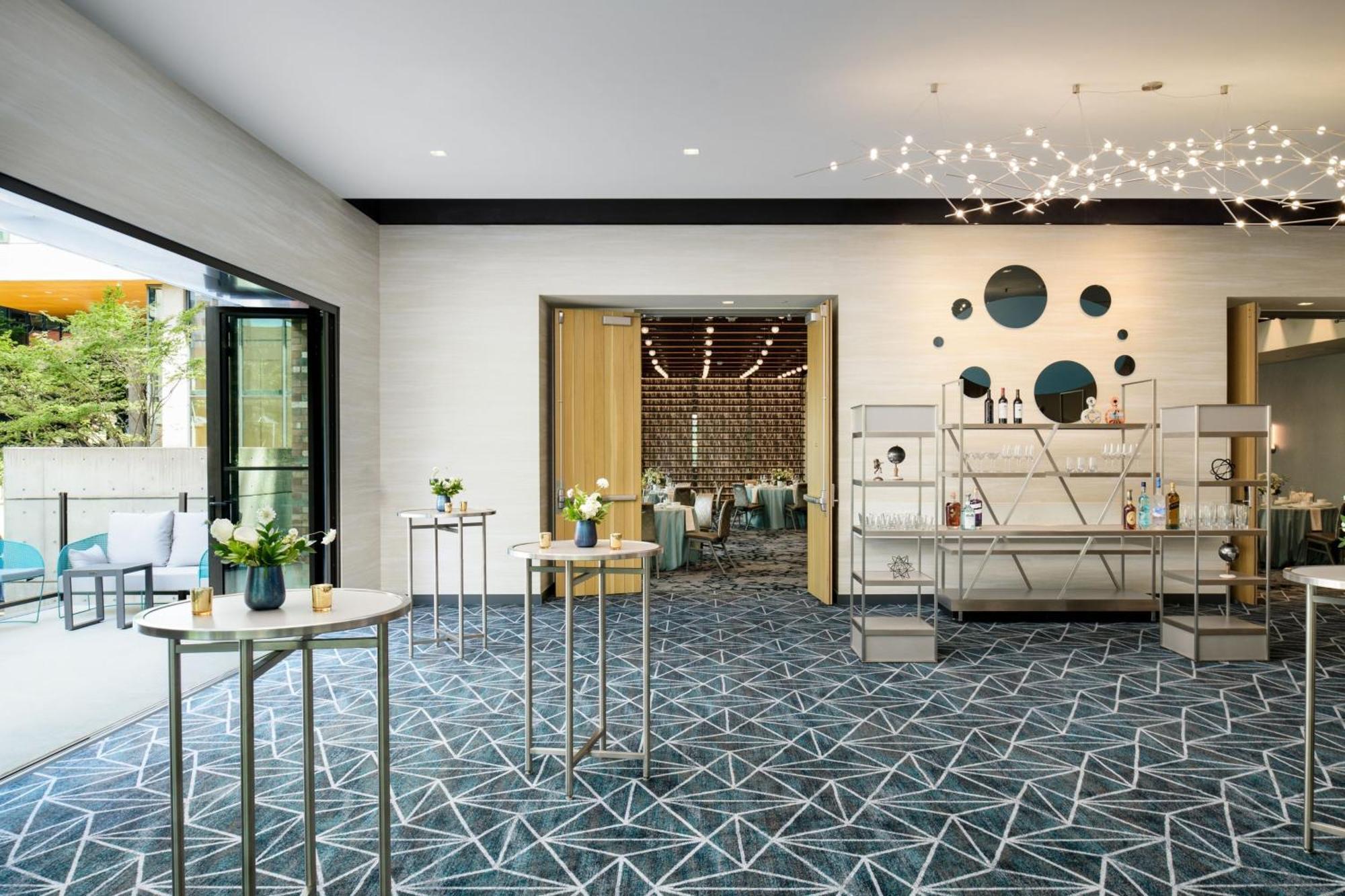 Astra Hotel, Seattle, A Tribute Portfolio Hotel By Marriott Dış mekan fotoğraf